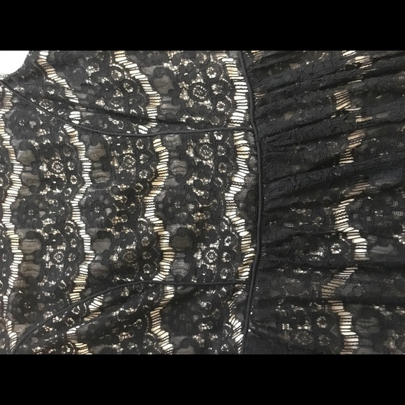 City Triangle black lace dress - Picture 5 of 5